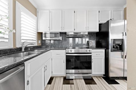 210 Headlands Court Sausalito CA 94965