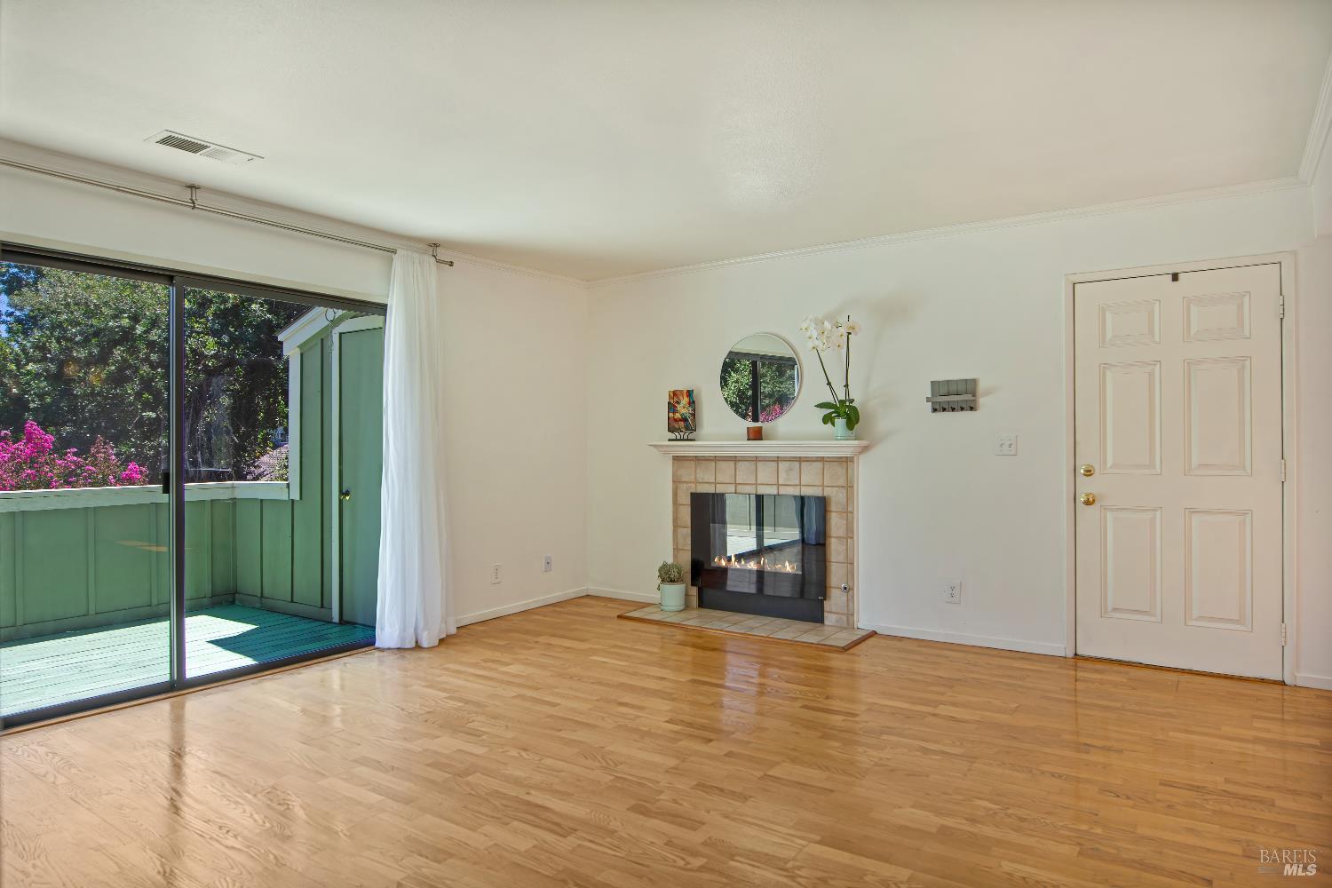192 W Agua Caliente Road Sonoma CA 95476