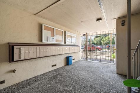 260 Merrydale Road San Rafael CA 94903