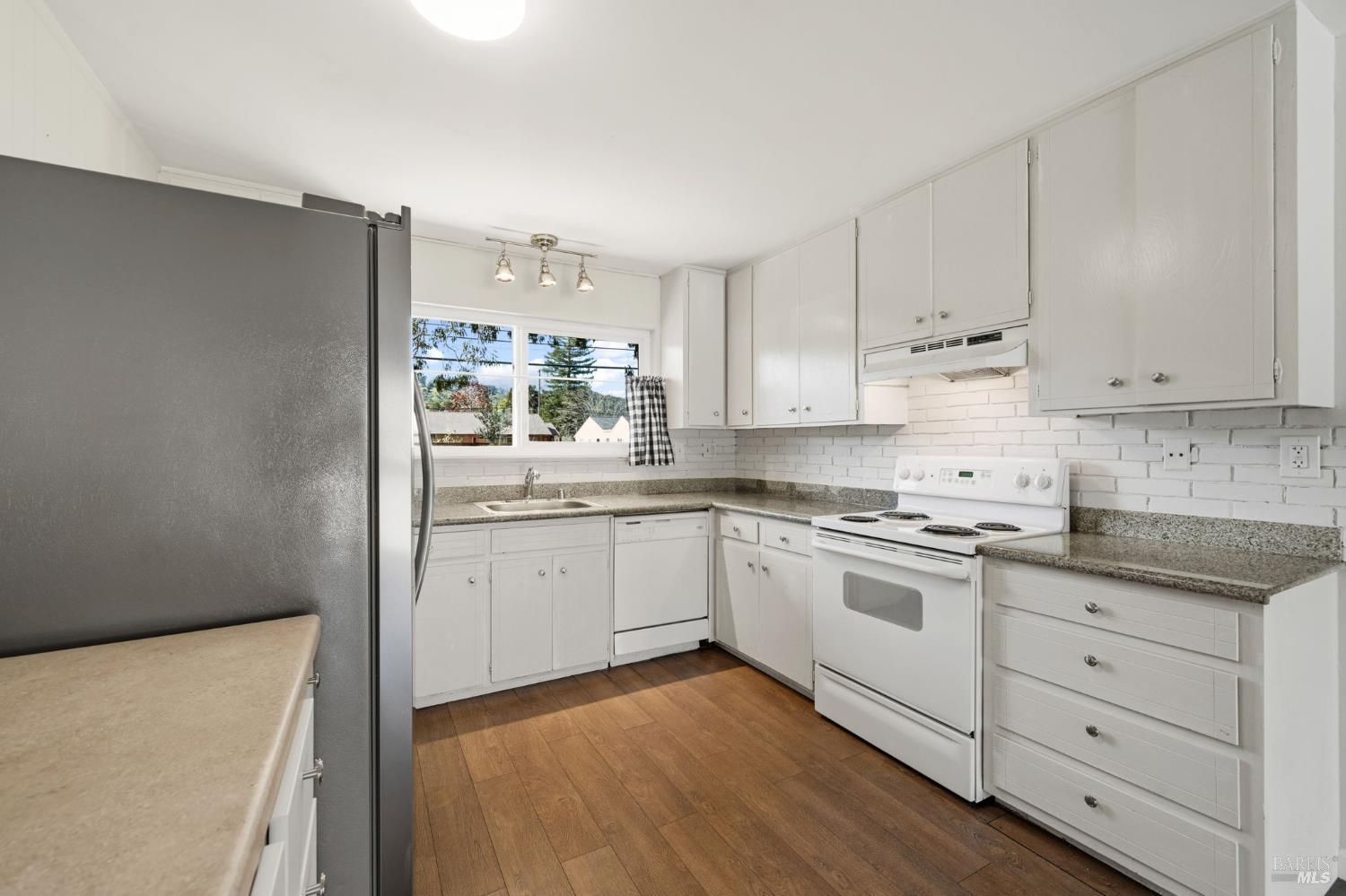 260 Merrydale Road San Rafael CA 94903