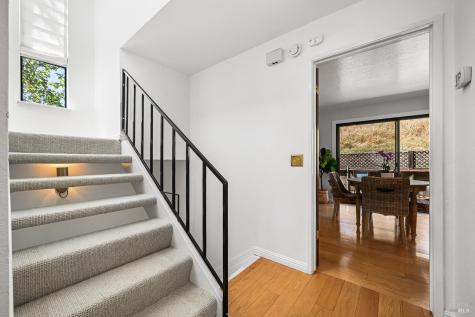 32 Mariposa Lane Novato CA 94947
