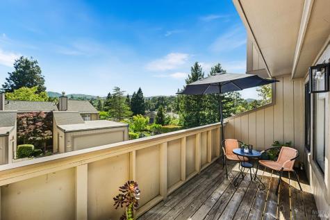 32 Mariposa Lane Novato CA 94947