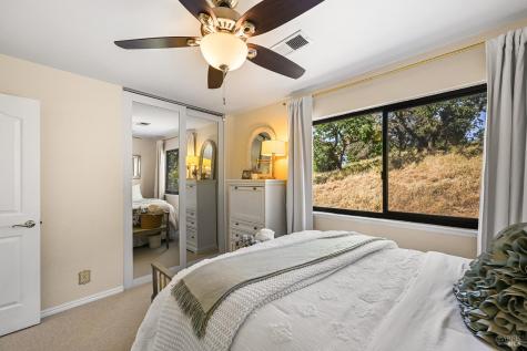 32 Mariposa Lane Novato CA 94947