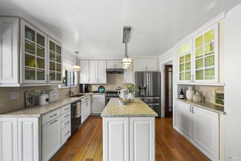 32 Mariposa Lane Novato CA 94947