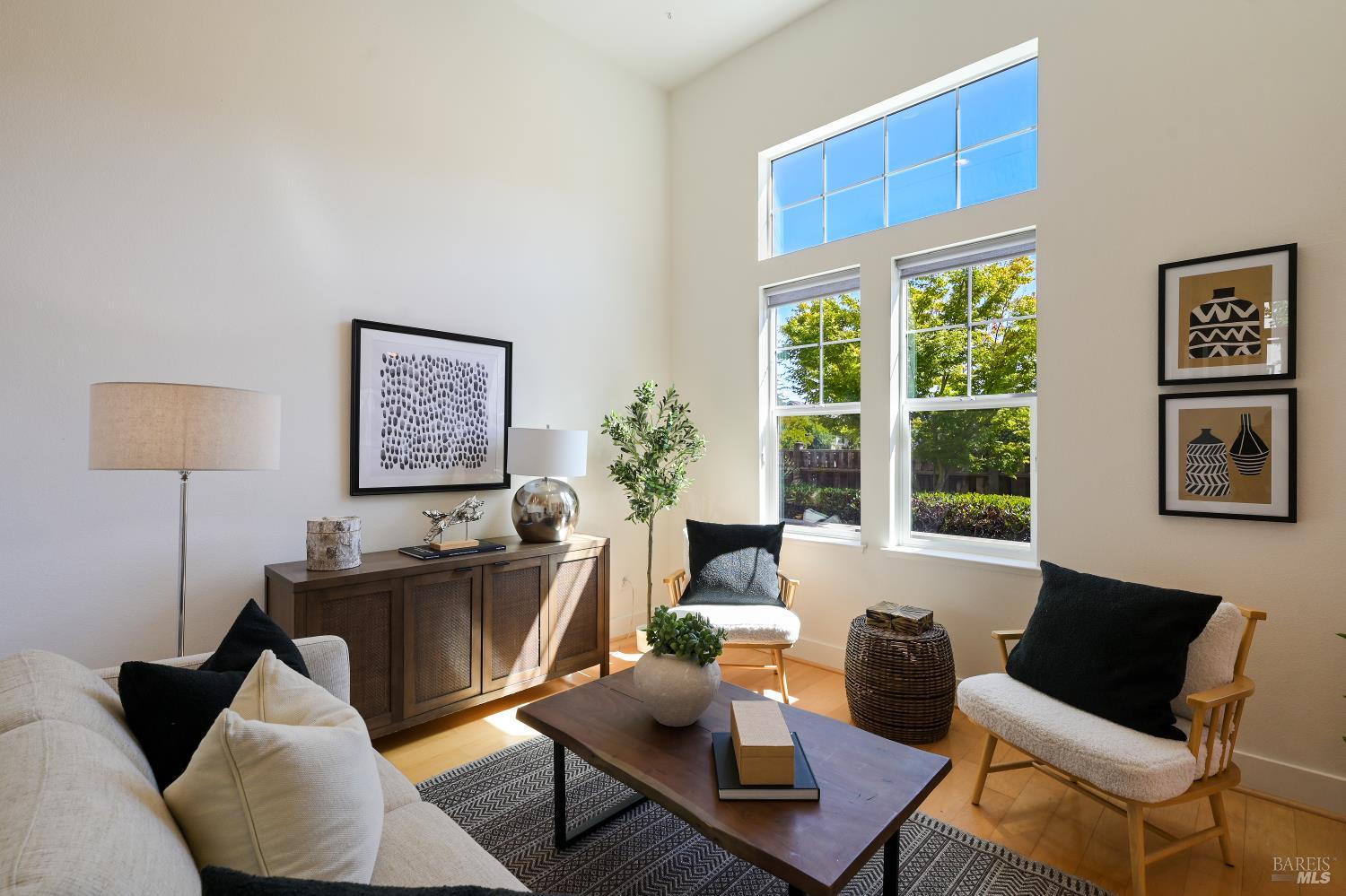 211 Pear Court San Rafael CA 94903