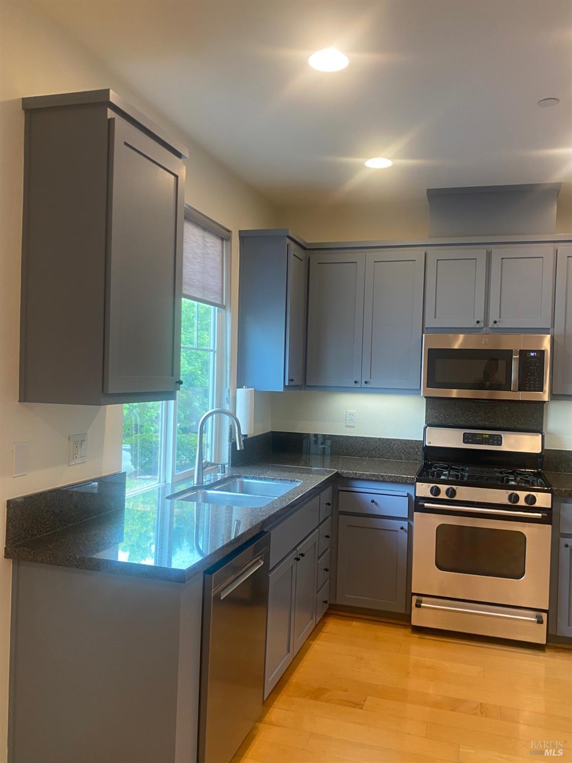 211 Pear Court San Rafael CA 94903