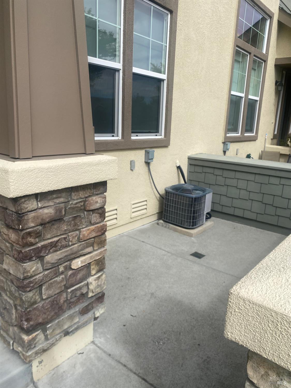 211 Pear Court San Rafael CA 94903