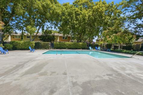 478 Santa Alicia Drive Rohnert Park CA 94928