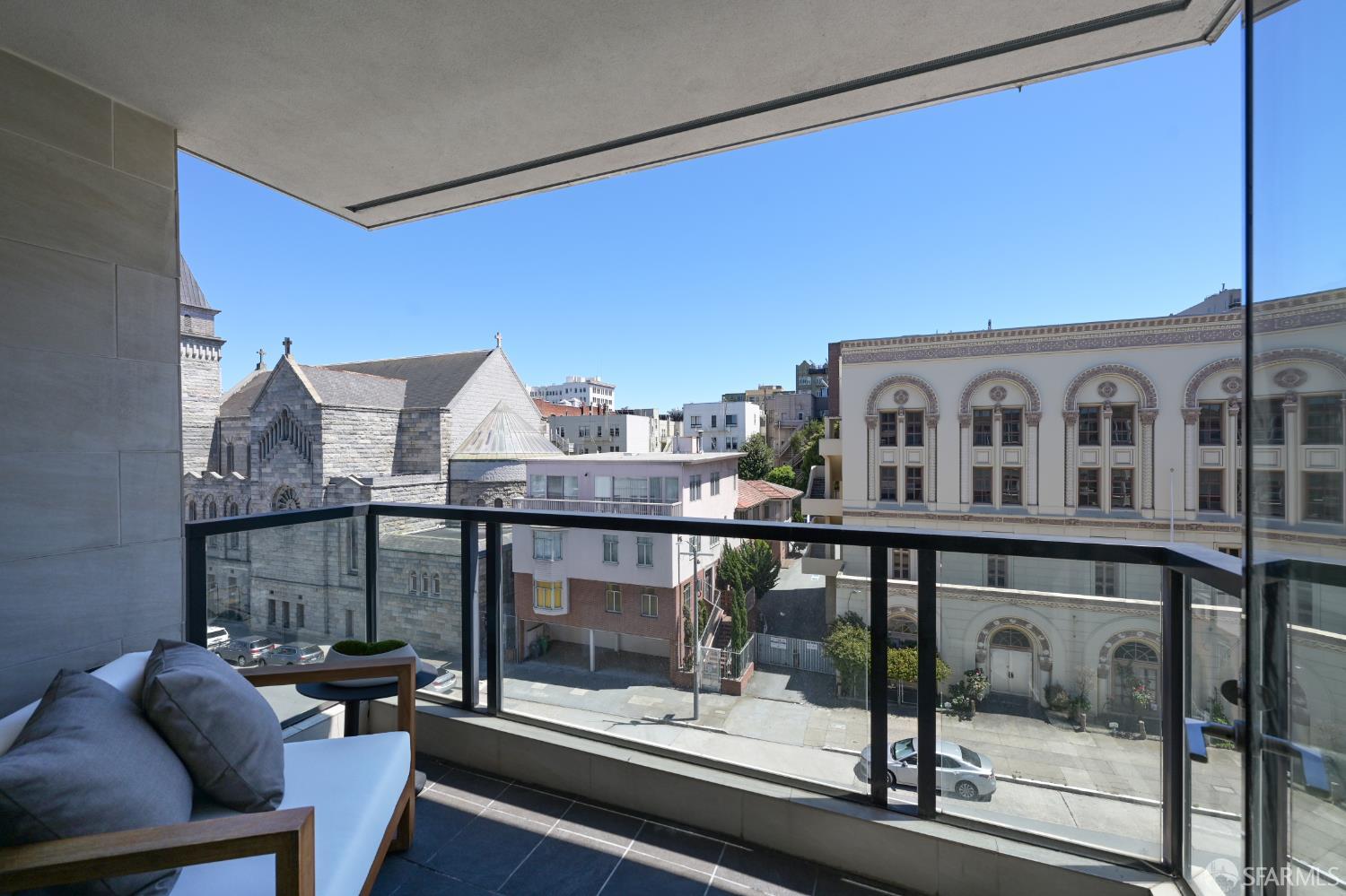 1650 Broadway San Francisco CA 94109