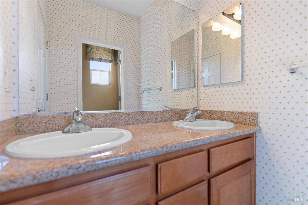 2274 Chanate Road Santa Rosa CA 95404