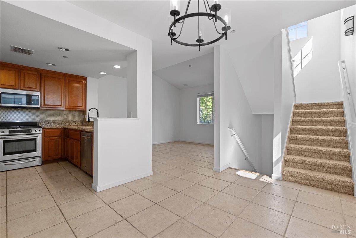 2274 Chanate Road Santa Rosa CA 95404