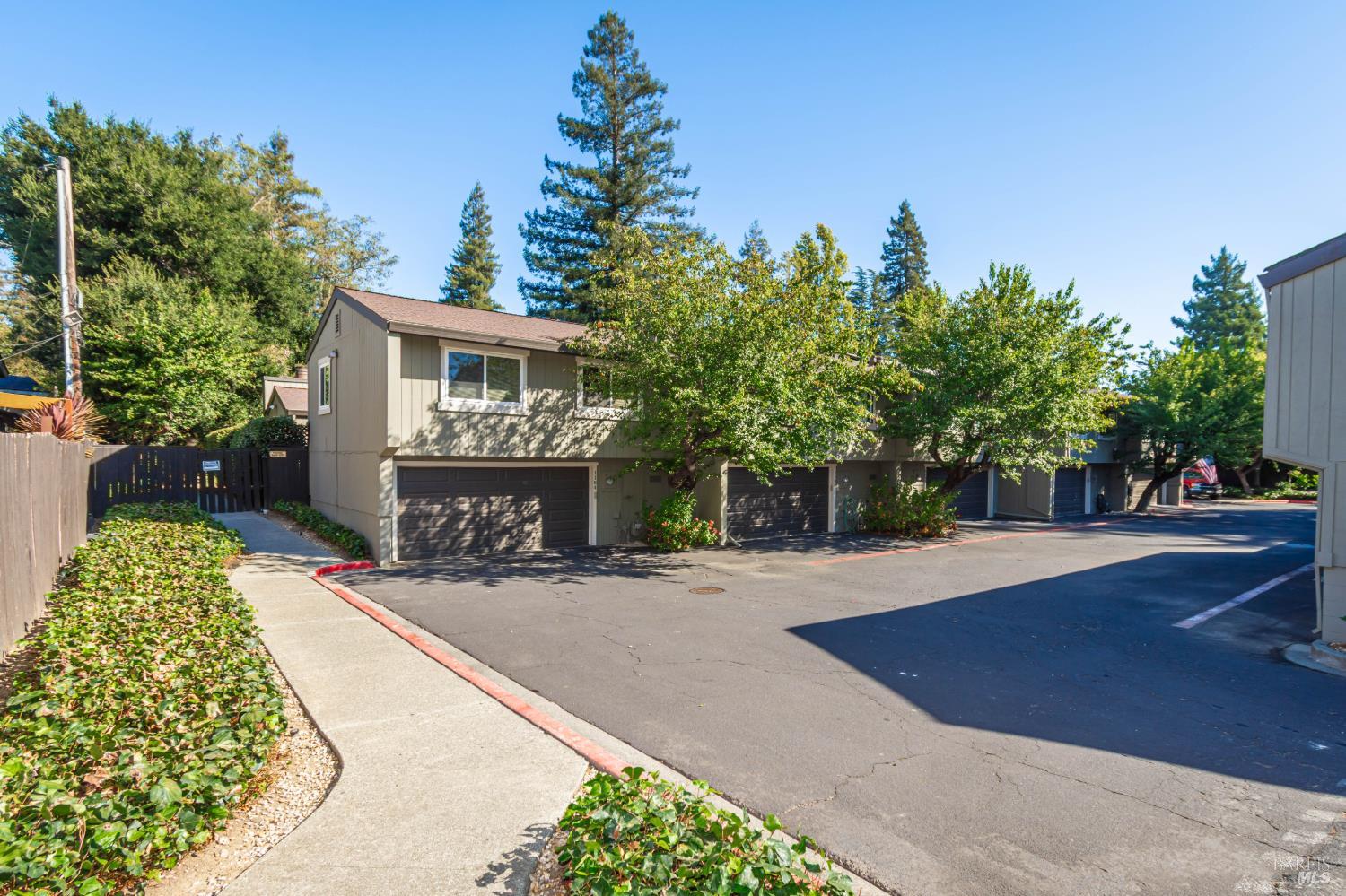1184 Walnut Street Napa CA 94559