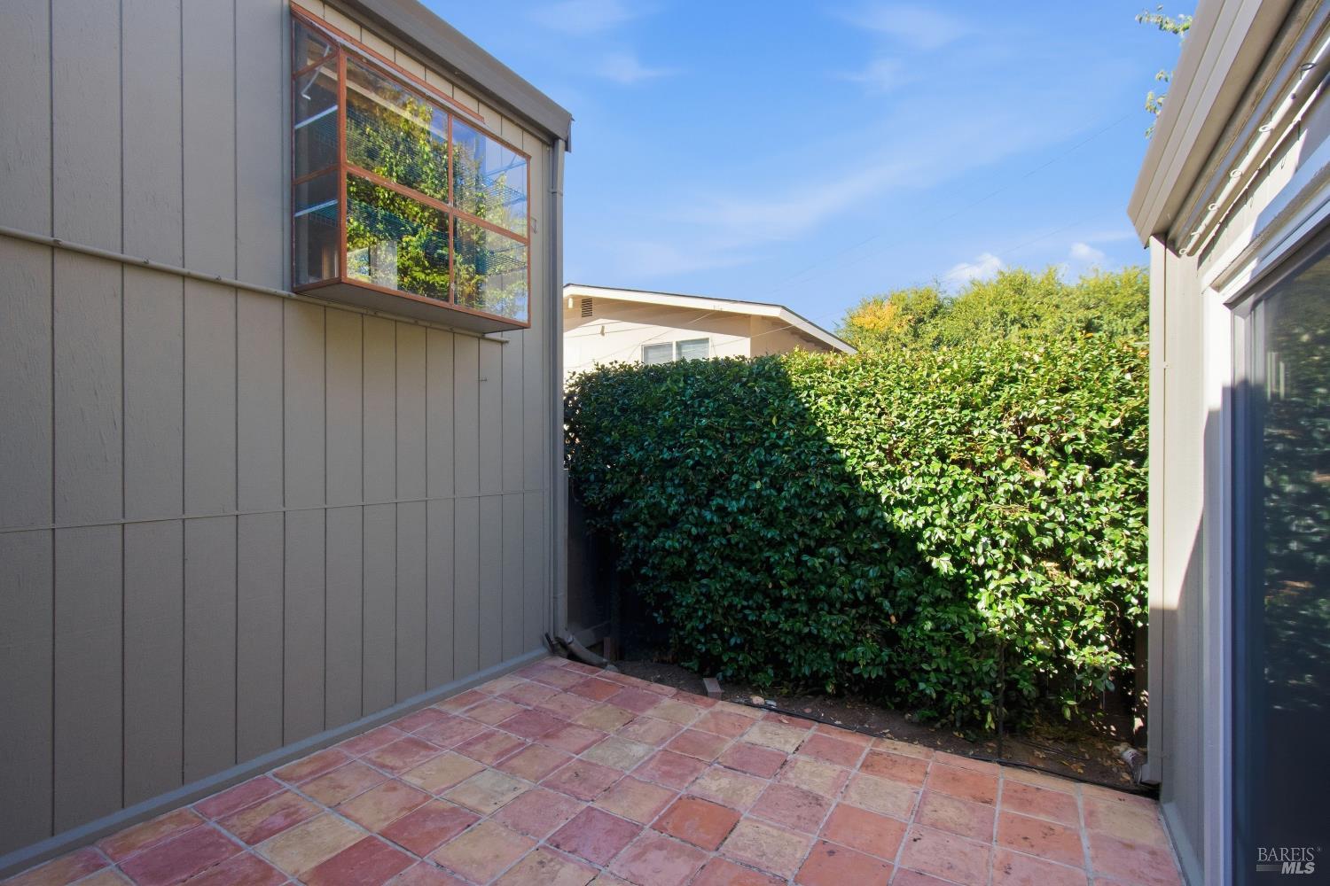 1184 Walnut Street Napa CA 94559
