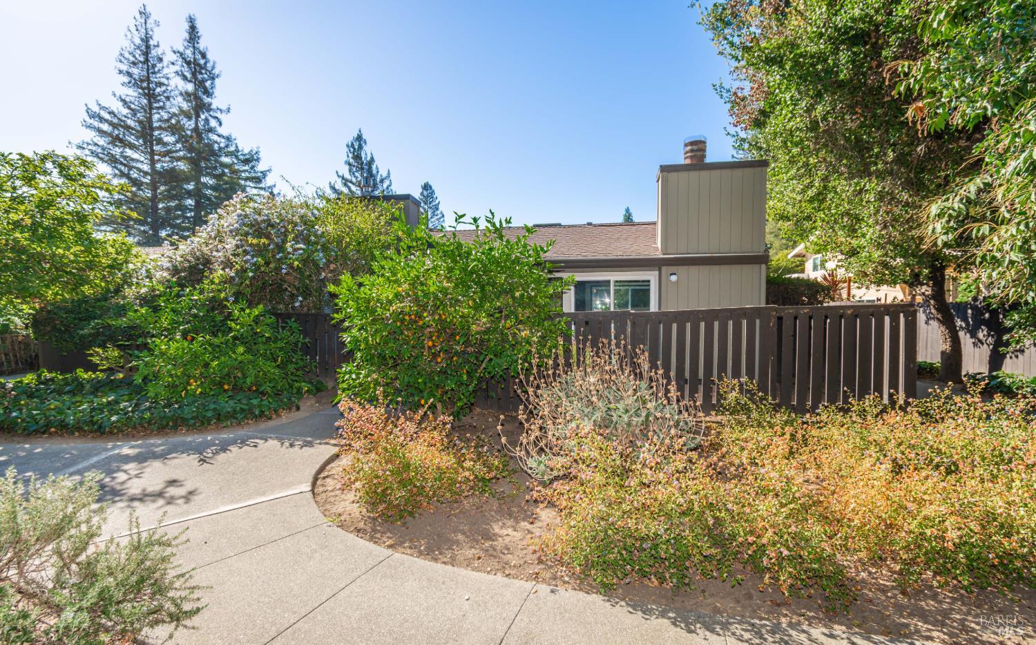 1184 Walnut Street Napa CA 94559