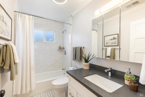 121 W Macarthur Street Sonoma CA 95476