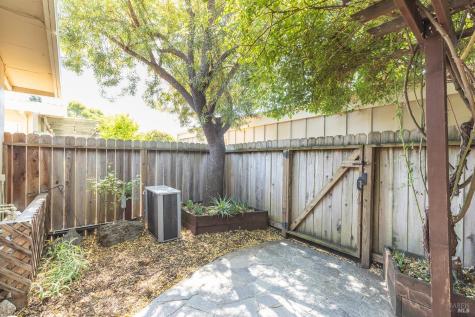 121 W Macarthur Street Sonoma CA 95476
