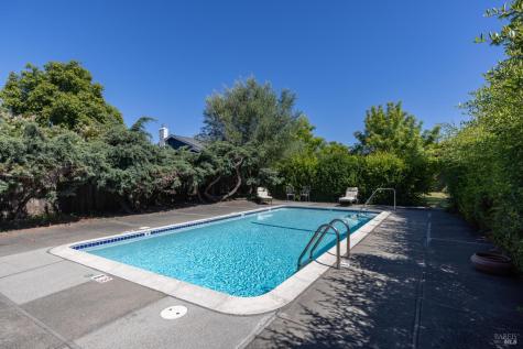 121 W Macarthur Street Sonoma CA 95476
