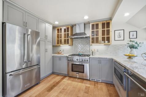 28 Oak Forest Place Santa Rosa CA 95409