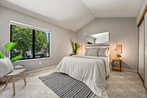 105 Marylyn Circle Petaluma CA 94952