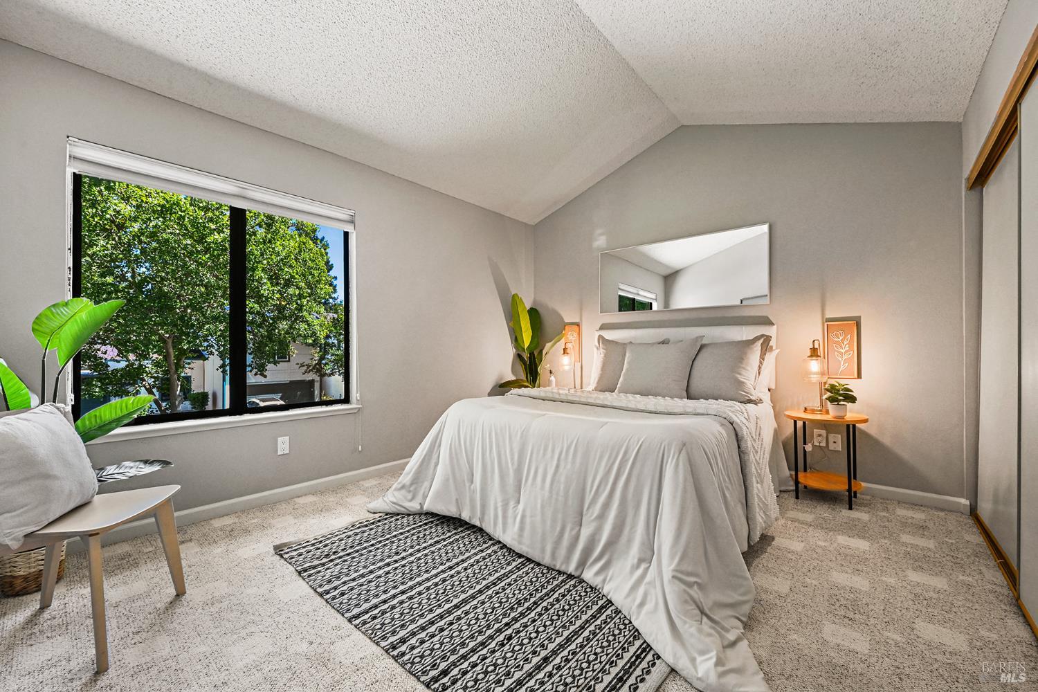105 Marylyn Circle Petaluma CA 94952
