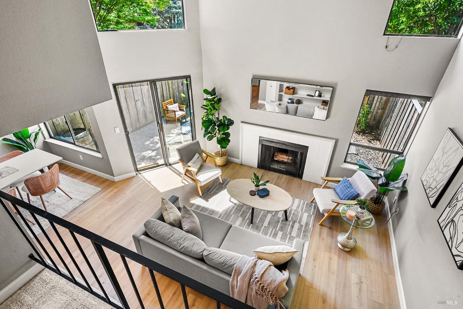105 Marylyn Circle Petaluma CA 94952