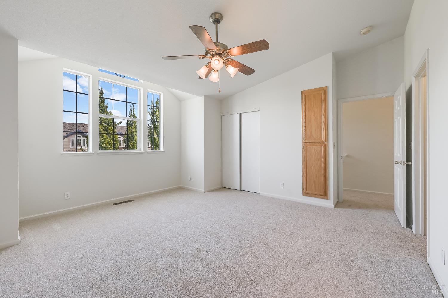 718 W Jasmine Circle Santa Rosa CA 95407