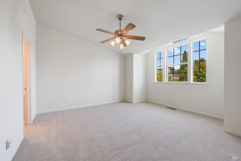 718 W Jasmine Circle Santa Rosa CA 95407