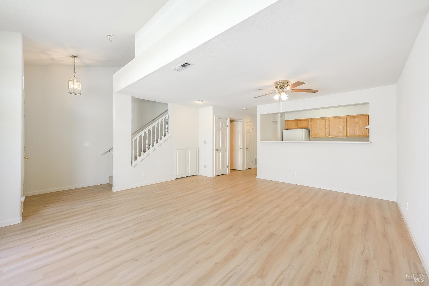 718 W Jasmine Circle Santa Rosa CA 95407