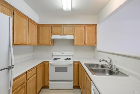718 W Jasmine Circle Santa Rosa CA 95407