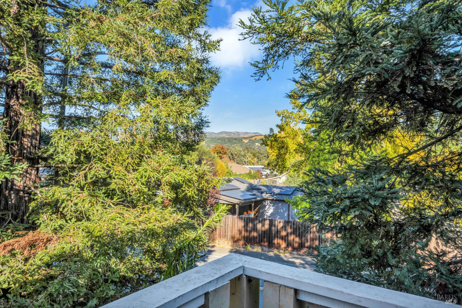 667 Cherry Avenue Sonoma CA 95476