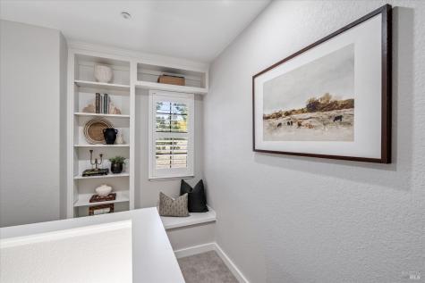 366 Piper Street Healdsburg CA 95448