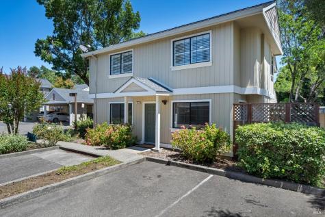 366 Piper Street Healdsburg CA 95448
