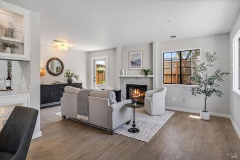 366 Piper Street Healdsburg CA 95448