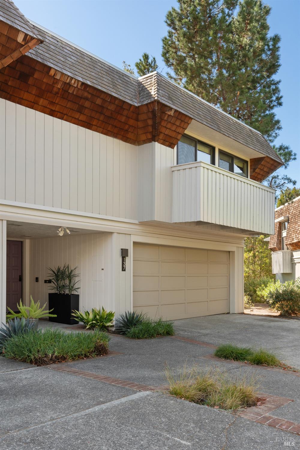137 Knollwood Drive San Rafael CA 94901