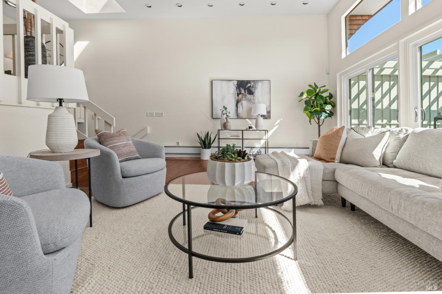 137 Knollwood Drive San Rafael CA 94901