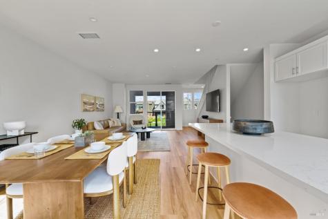 1460 Waterside Lane Rohnert Park CA 94928