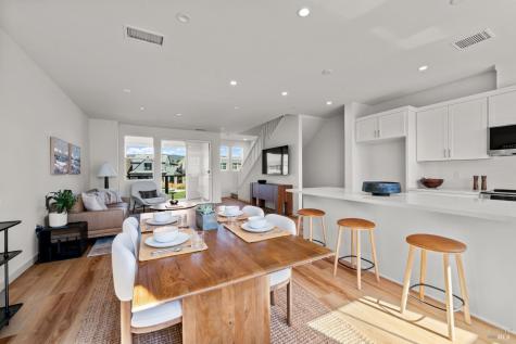 1460 Waterside Lane Rohnert Park CA 94928