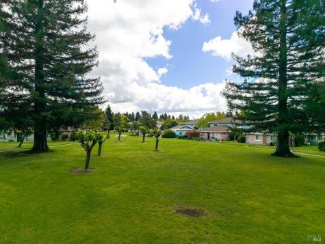 2432 Plata Court Santa Rosa CA 95403