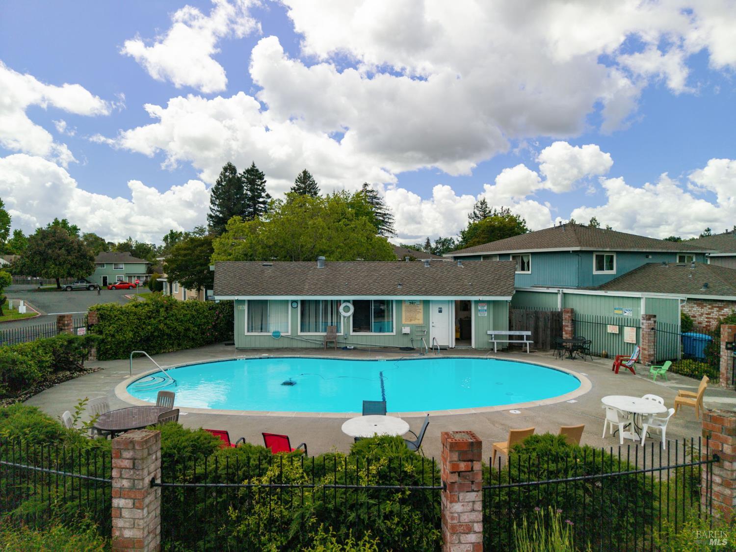 2432 Plata Court Santa Rosa CA 95403