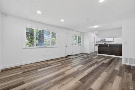 2432 Plata Court Santa Rosa CA 95403