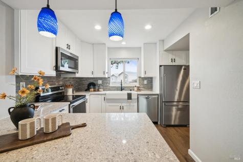 1263 Valley Oak Court Novato CA 94947