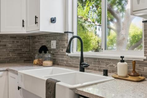 1263 Valley Oak Court Novato CA 94947