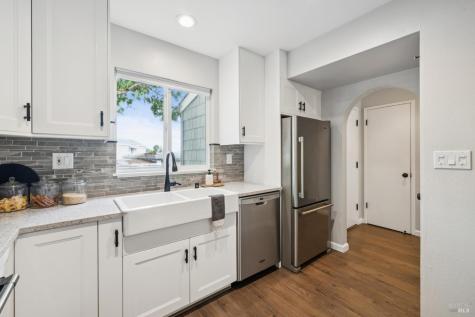 1263 Valley Oak Court Novato CA 94947