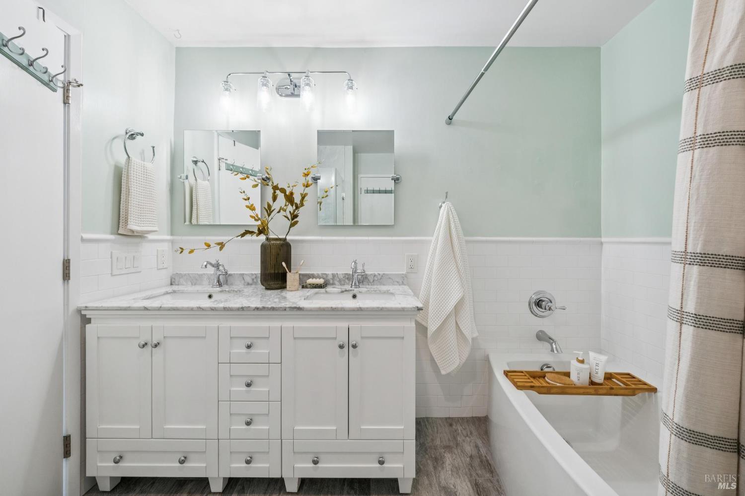 1263 Valley Oak Court Novato CA 94947