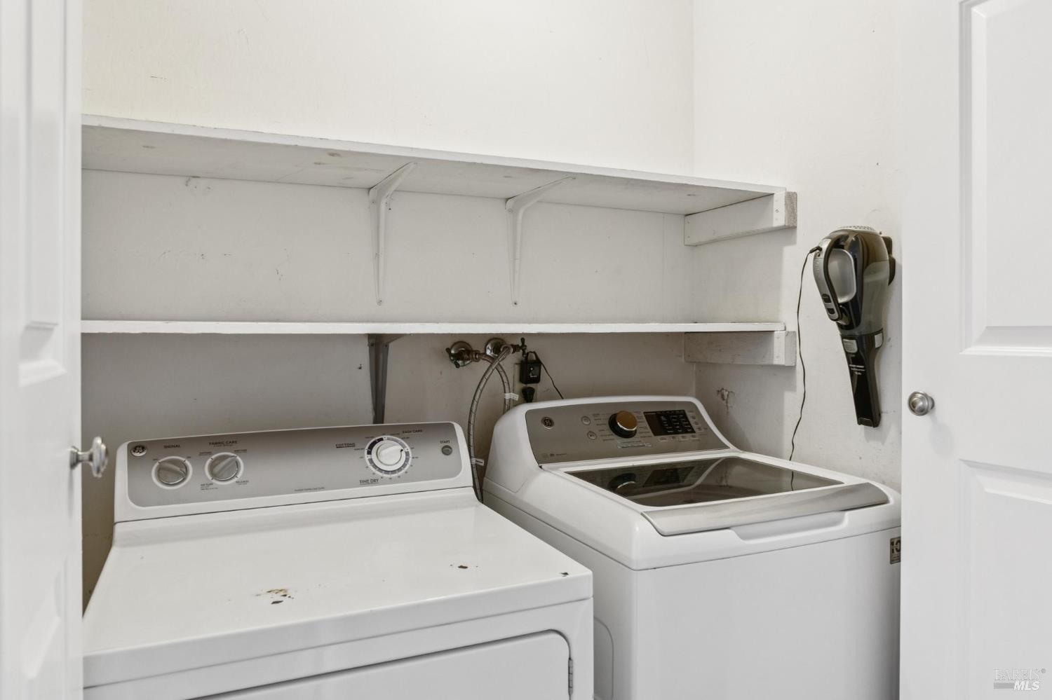 1263 Valley Oak Court Novato CA 94947