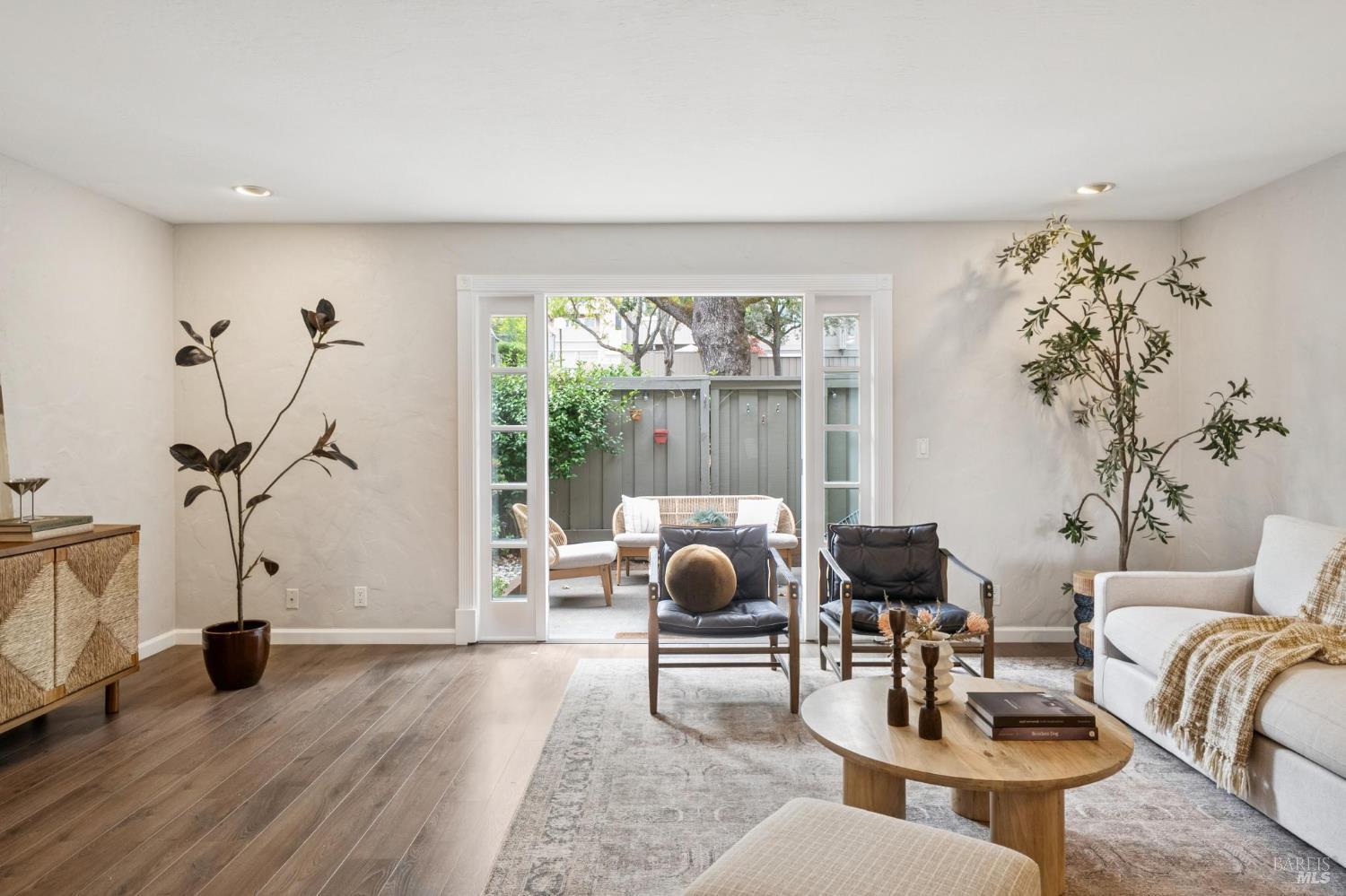 1263 Valley Oak Court Novato CA 94947