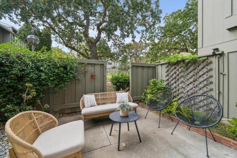 1263 Valley Oak Court Novato CA 94947