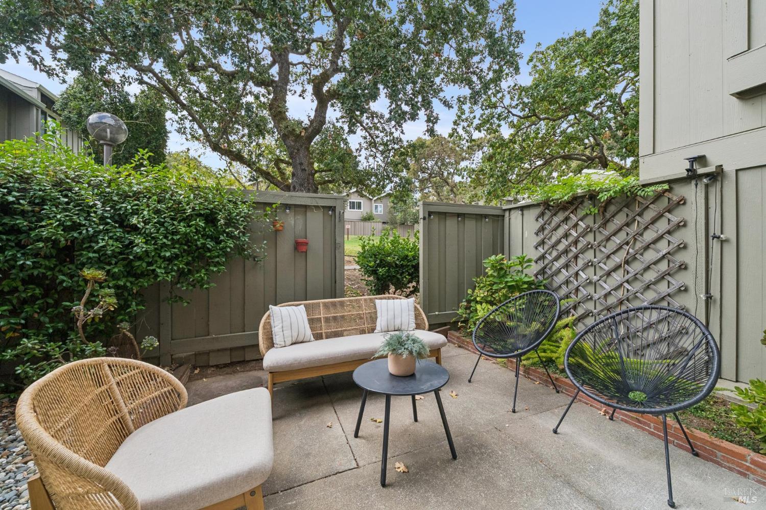 1263 Valley Oak Court Novato CA 94947