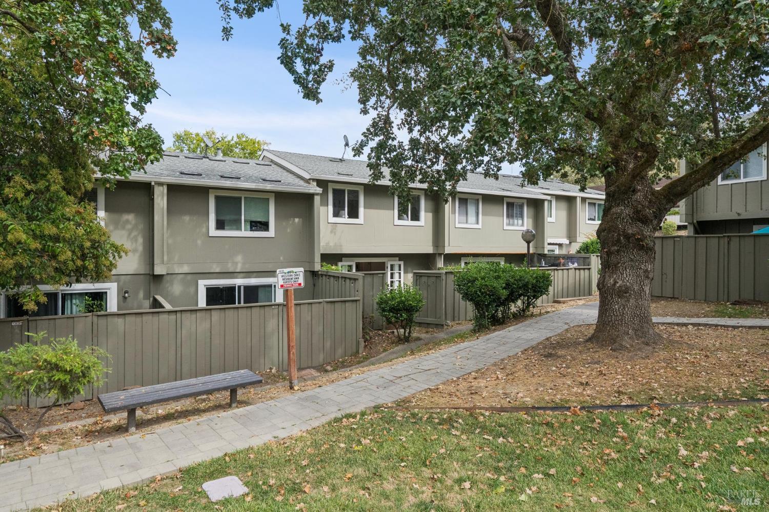 1263 Valley Oak Court Novato CA 94947