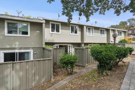 1263 Valley Oak Court Novato CA 94947